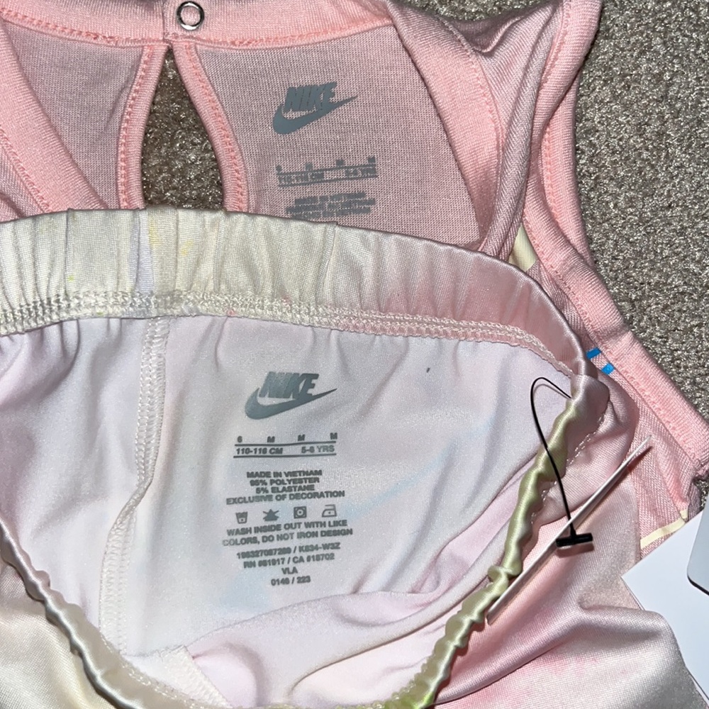 NWT Nike tie dye 2 piece set size 2t - Picture 5 of 5